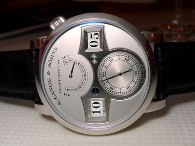 Lange Zeitwerk in platinum