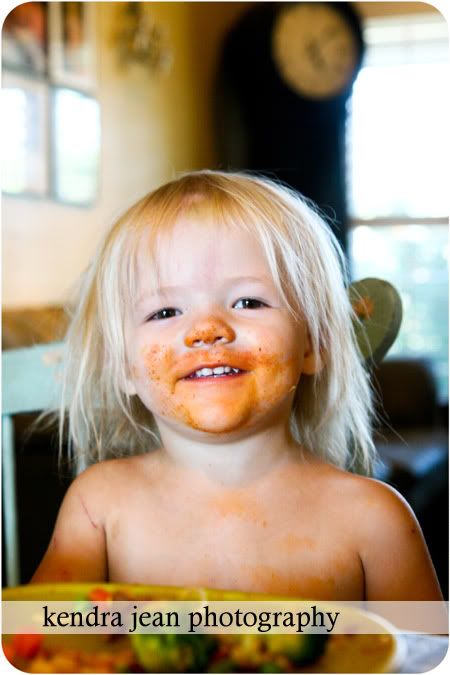 kids and spagetti,phoenix modern portrait photographer