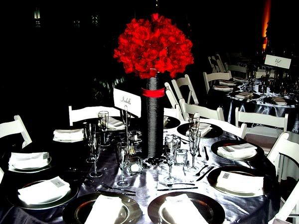 black vase Pictures, Images and Photos