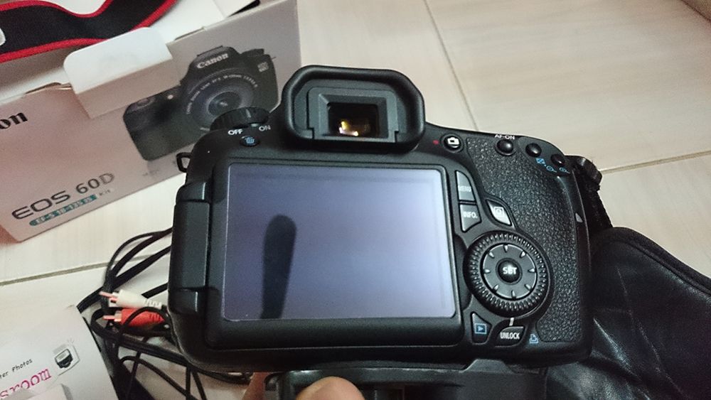 canon 60D + lens 18-55