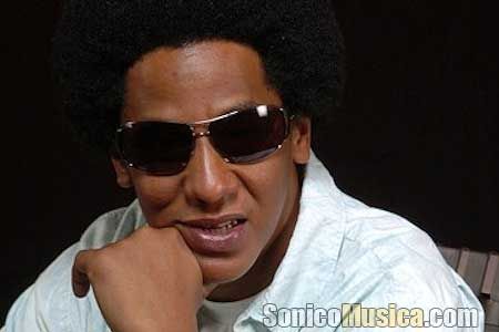 Tego Calderon