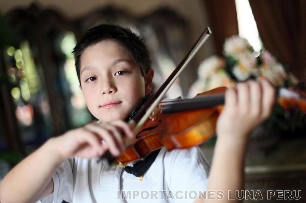 profesora mujer clases de violin lima curso musical para niños, aprenda a tocar violin en lima